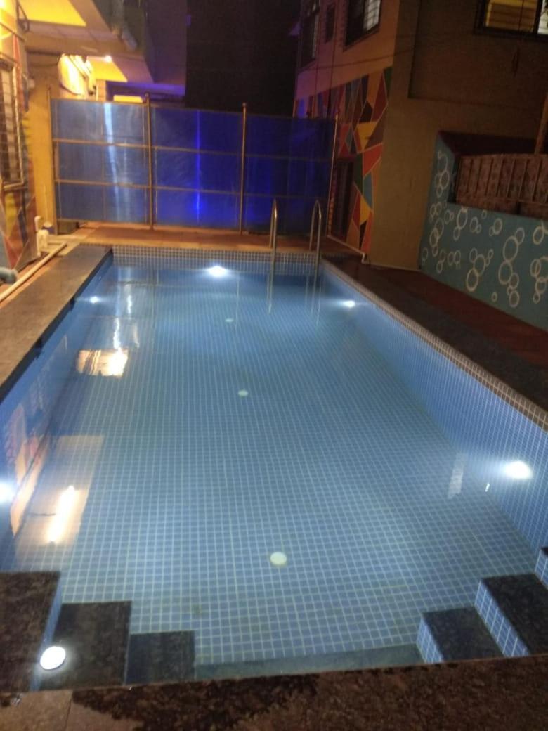 Hotel Phoenix Lonavala Esterno foto