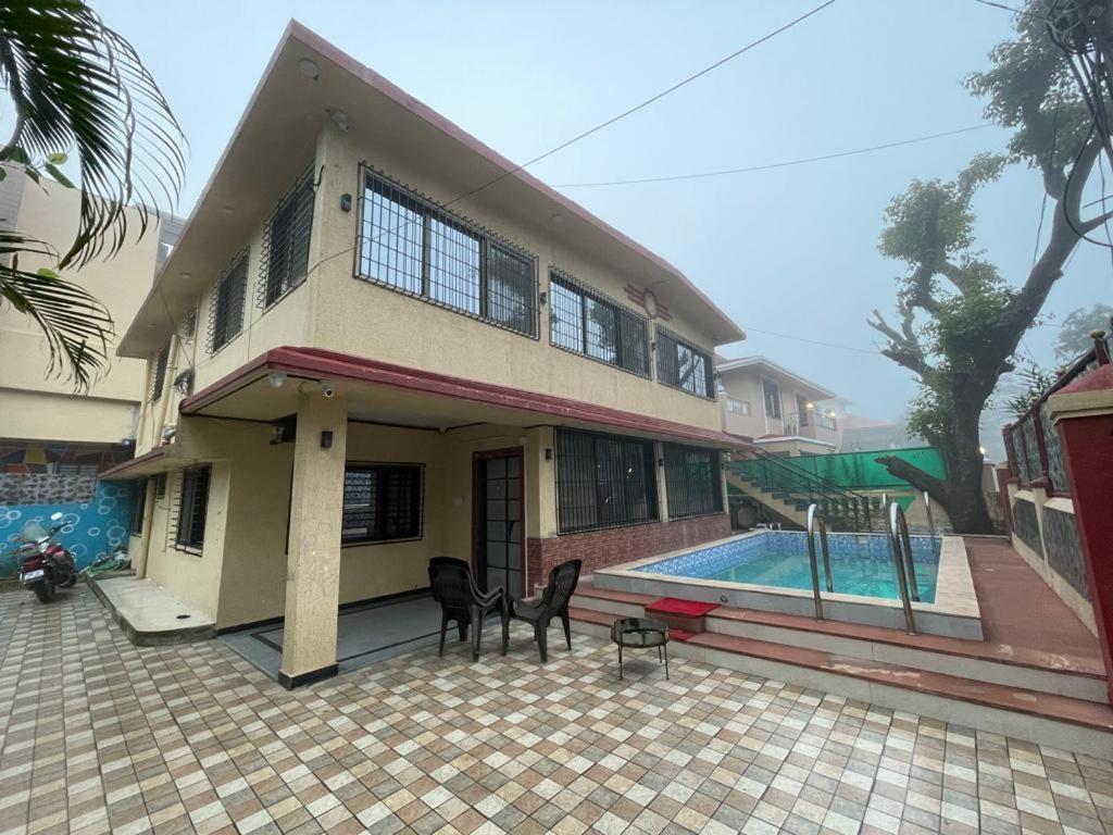 Hotel Phoenix Lonavala Esterno foto
